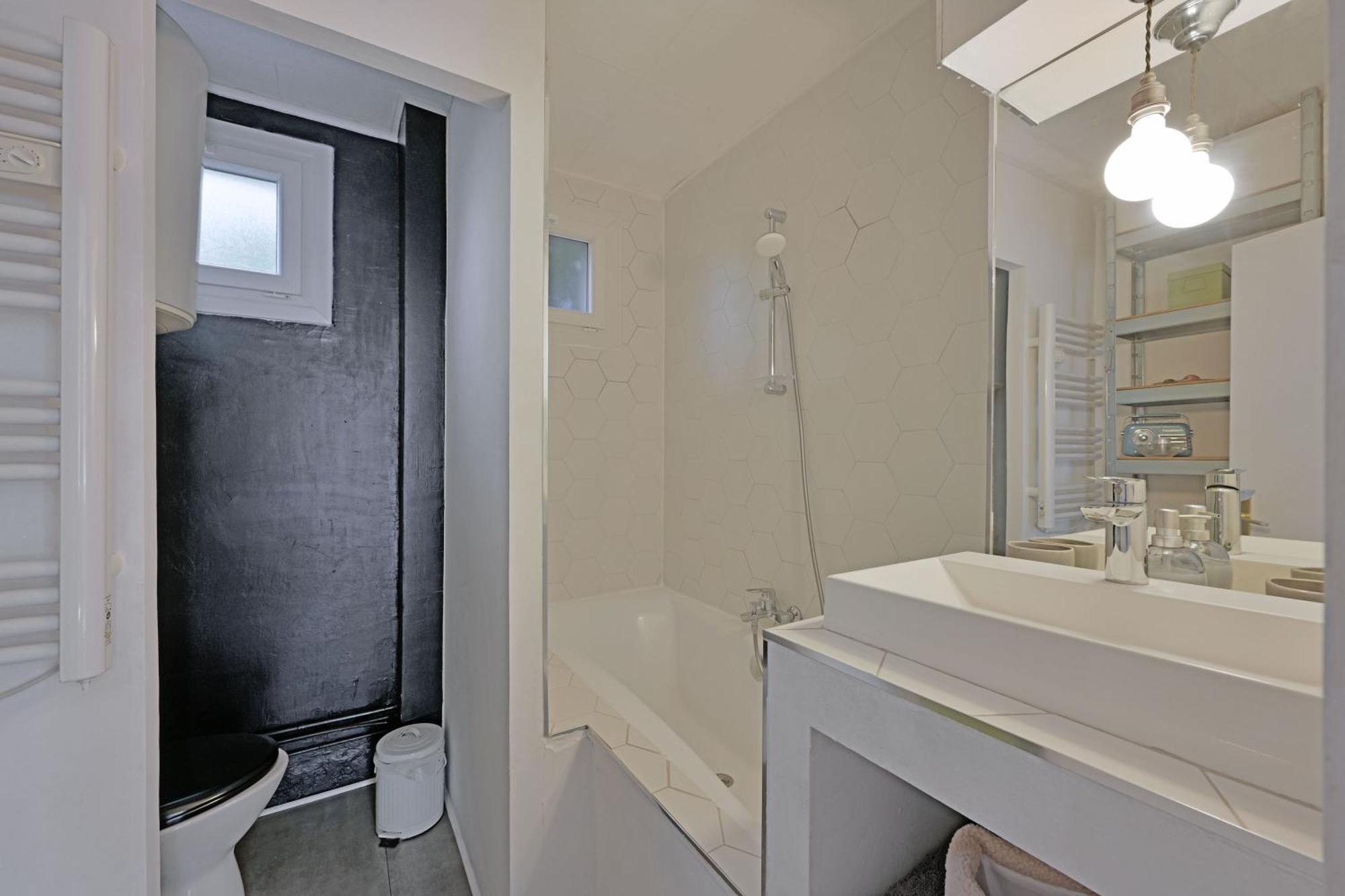 L'Atelier Des Teinturiers - Ac Clim - Proche Theatres - Wifi -Netflix Apartment Avignon Luaran gambar